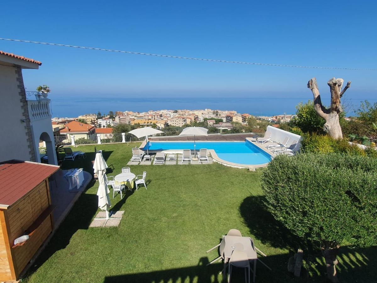 Appartamenti Borgo Panoramico N.2 Tropea Exteriör bild